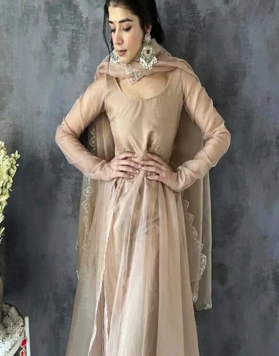 Beige organza suit