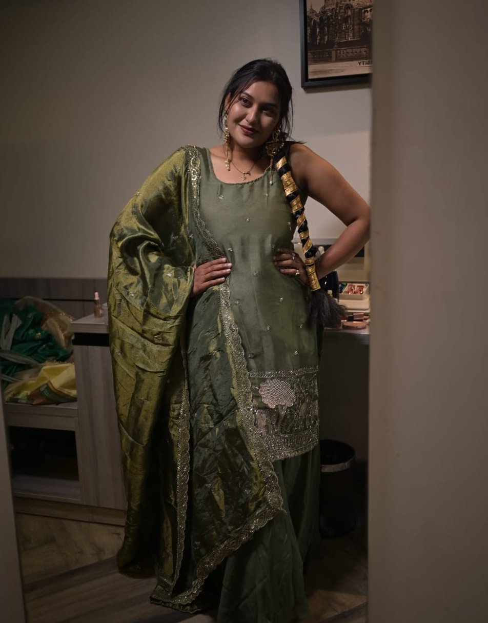 Hulare sharara set